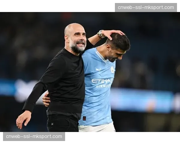 曼城后腰罗德里接受采访，阐述其在瓜迪奥拉混合防守体系中的核心角色