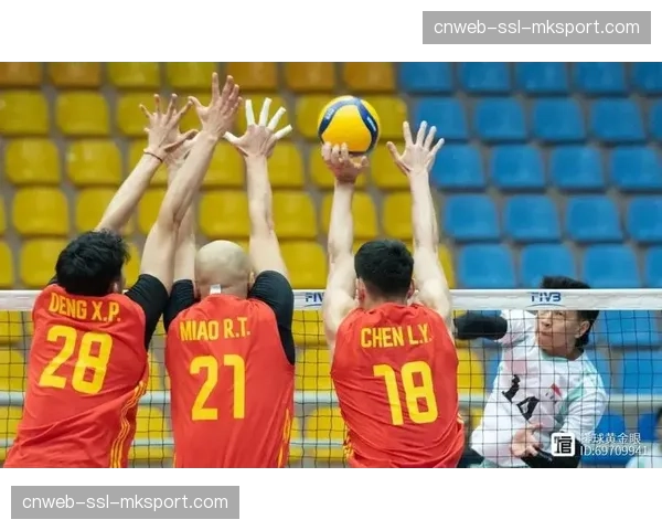 男排亚俱杯决赛：日本松下黑豹3-1击败伊朗佩坎，夺得队史第三冠
